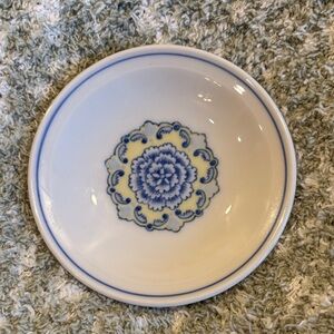 Japanese Blue &  White Floral Ceramic Trinket Dish Soap Dish NWT 4”